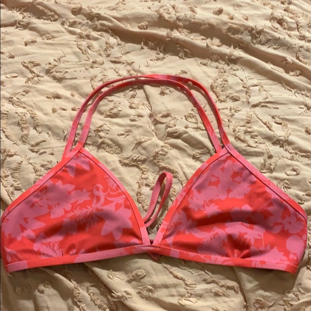 Jolyn top